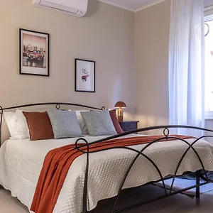 Room&breakfast Canalino 21 , Modena Italia
